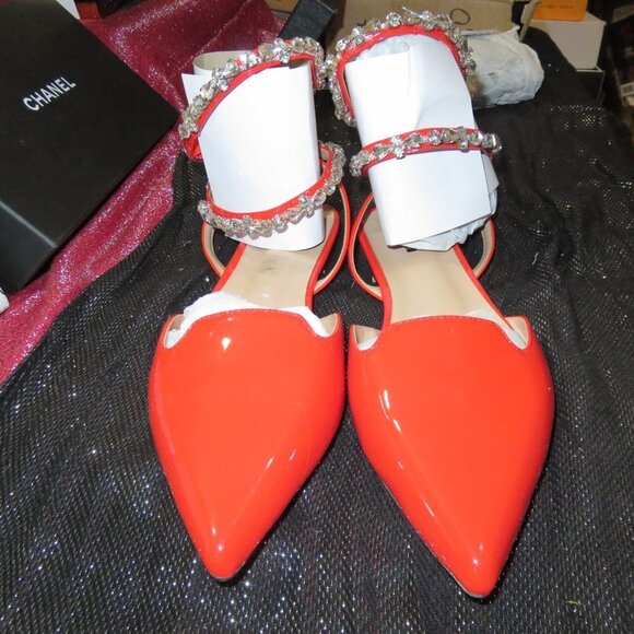 Vaila Vibrant Red Patent Crystal Embellished Ankle strap flats sandals NWT sz 9 - Picture 2 of 13